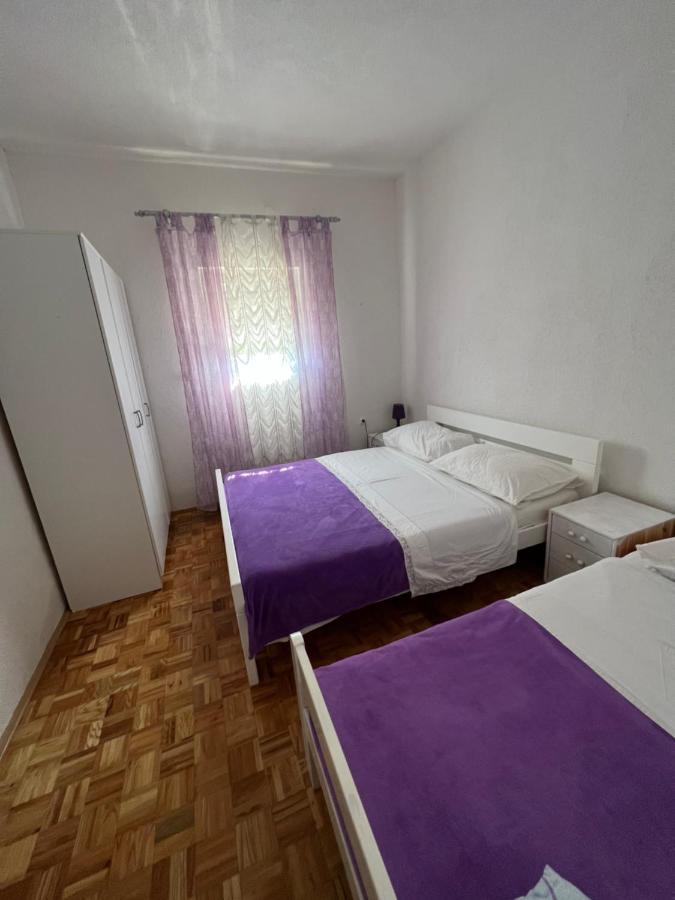 Apartment Vujcic Donji Okrug  외부 사진