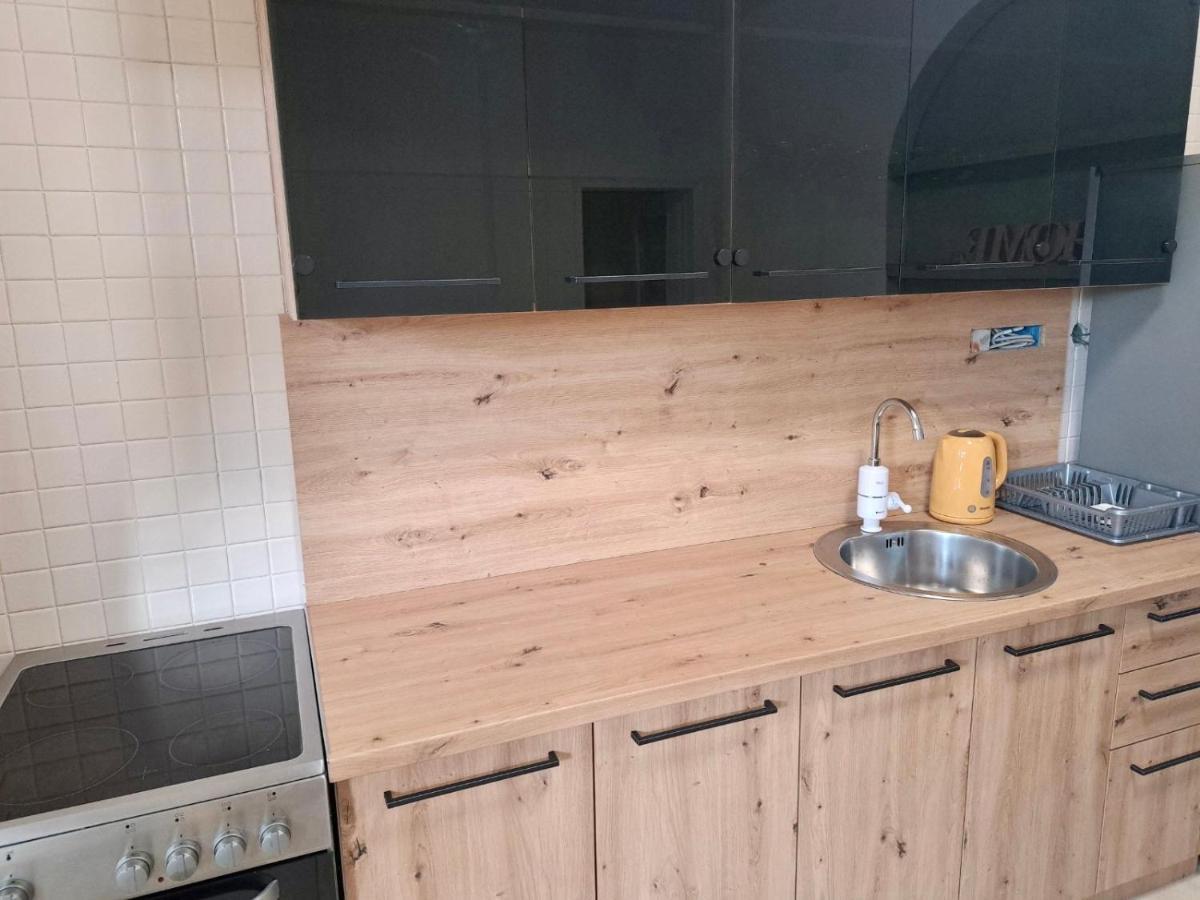 Apartment Vujcic Donji Okrug  외부 사진