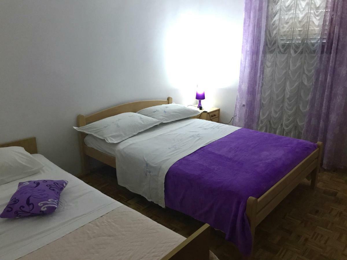 Apartment Vujcic Donji Okrug  외부 사진